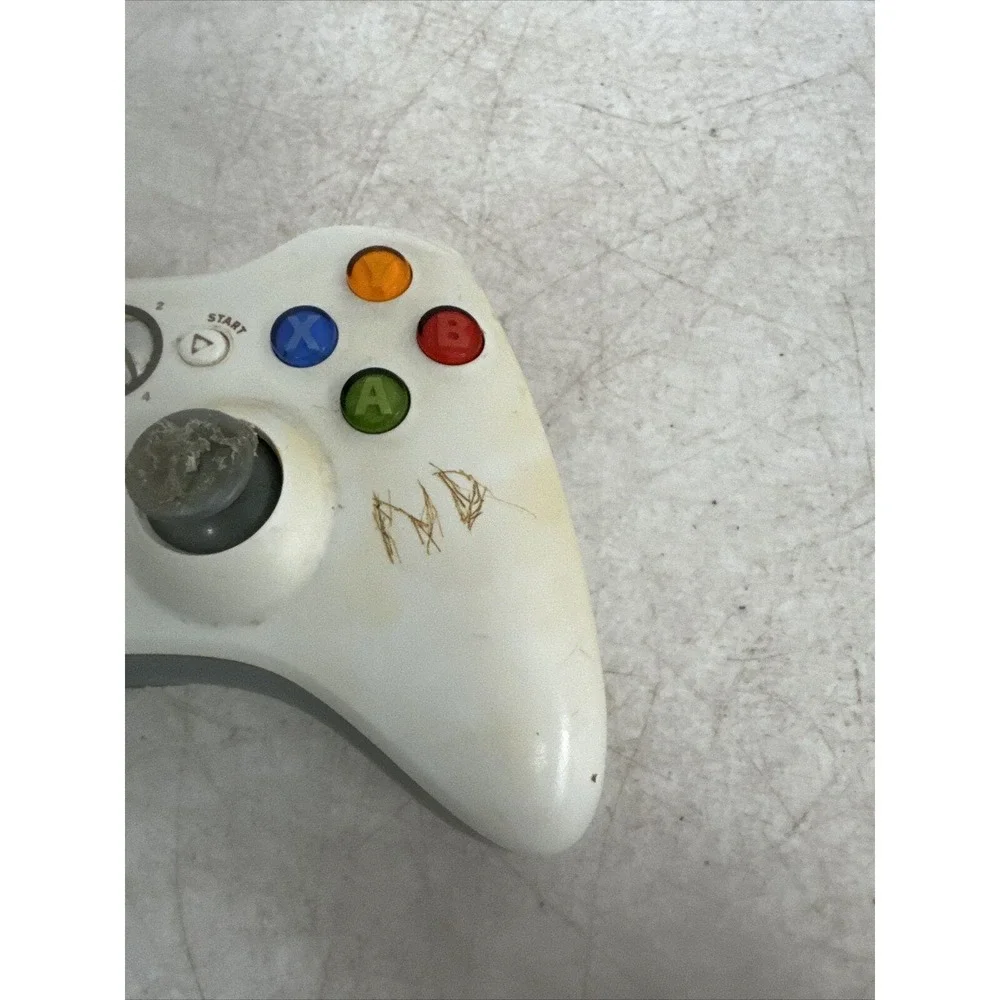 Microsoft B4F-00014 Xbox 360 Wireless Controller - White